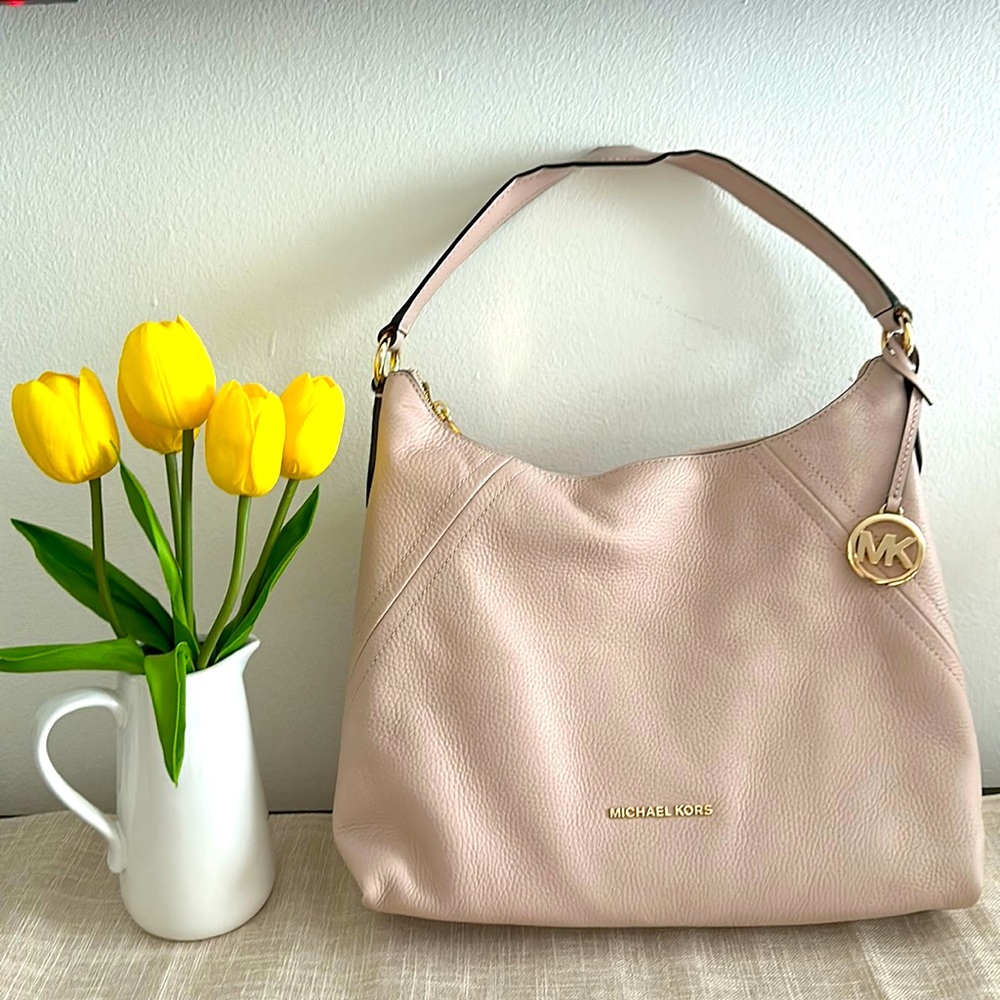 🎀MICHAEL KORS BAG🎀